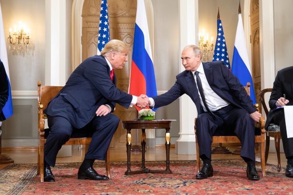 Ukrayna: Trump ve Putin arasındaki görüşmeler ne anlama geliyor?